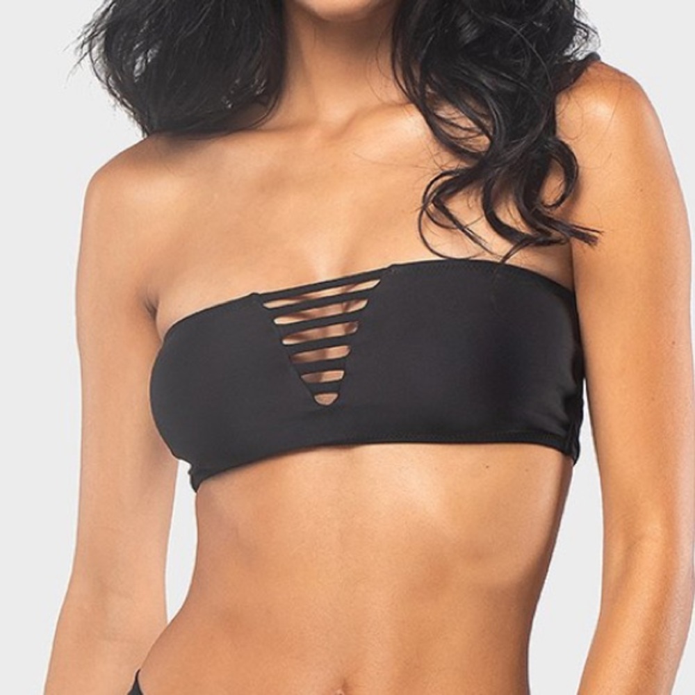 Blackbough medium swim top! EUC